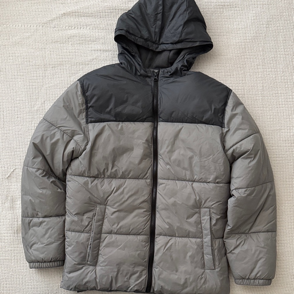 Boys Old Navy Frost Free Hooded Puffer Jacket size 14-16 EUC